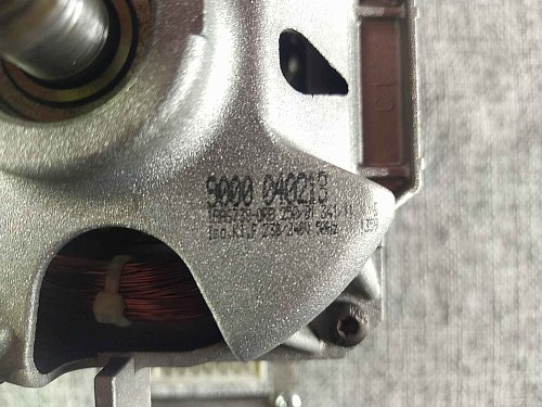 Двигатель Bosch 00142369 Б/У. Интернет магазин Точка Ремонта